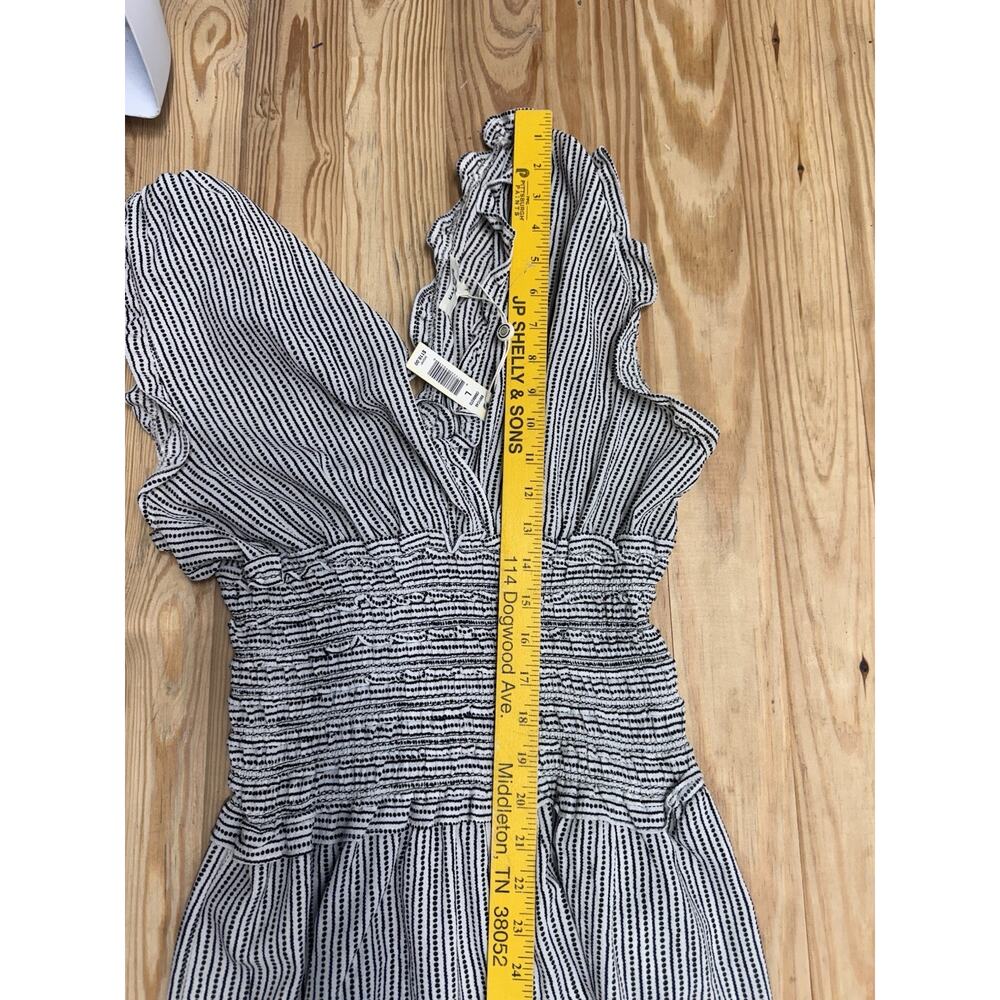 Max Studio NWT Smocked Waist Surplice Neck Wide Leg Crepe Jumpsuit Black Multi - Picture 10 of 11